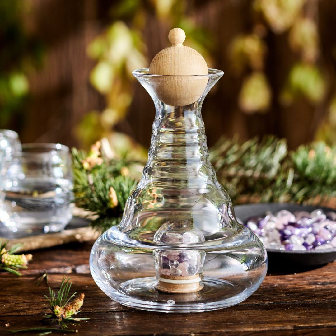 ND Karaffe ALLADIN (1,2L) Edelsteine (Glas-/+Zirbenholzdeckel)