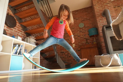 TICTOYS - das.BRETT Balance Board lackiert mit Korkriemen / BLAU